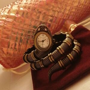 Kenneth Jay Lane Snake Wrap Vintage Watch Has Battery